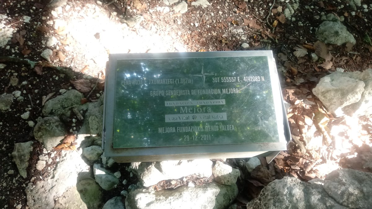 Peña Roja - Txumartegi (1067m) postontzia