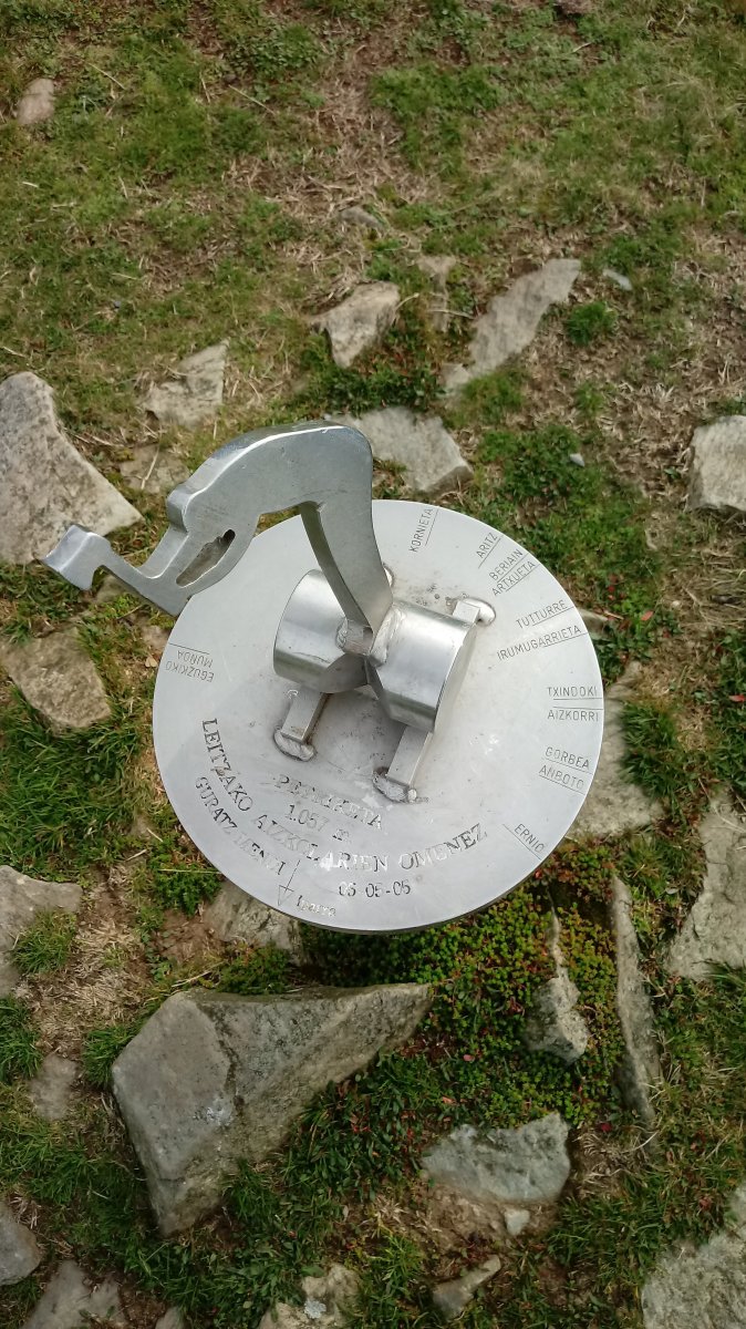 Petriketa (1057m) postontzia