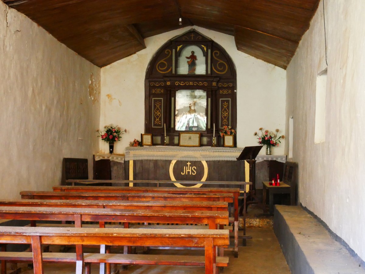 Santa Kruz ermita, Areso