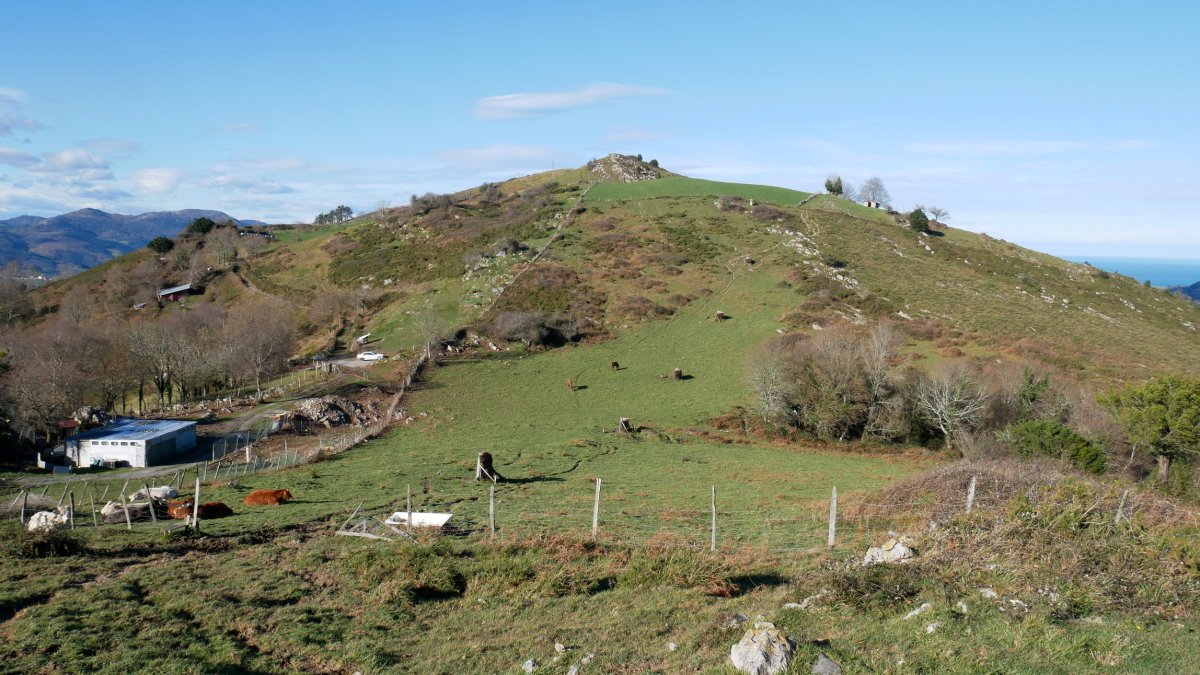 Arbeko gaina Txatxarromendi aldetik