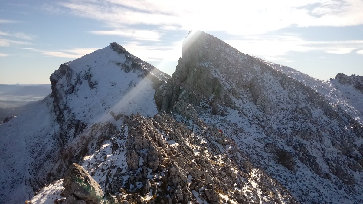 Aitxuri (1551m) eta Iraule (1507m) mendebaldetik