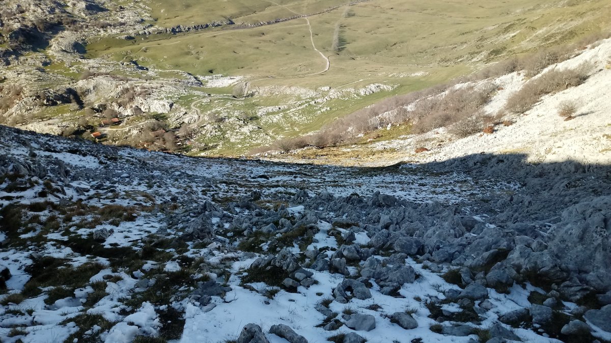 Iraule (1507m) Igoeran, behera begira