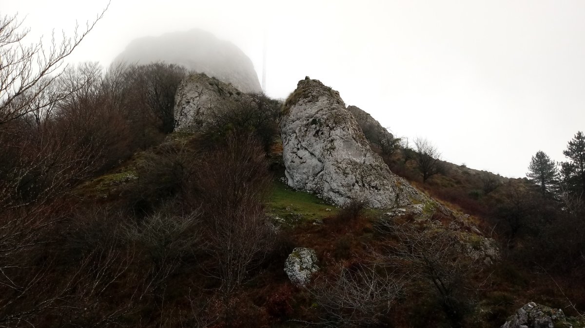 Gazteluberri (870m) igotzen
