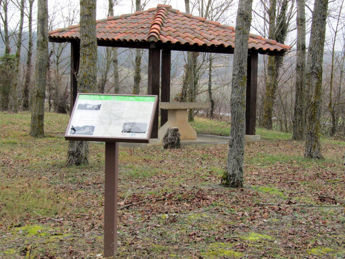 San Adrian ermita egondako lekua, Birgarabarren Arraia-Maeztu
