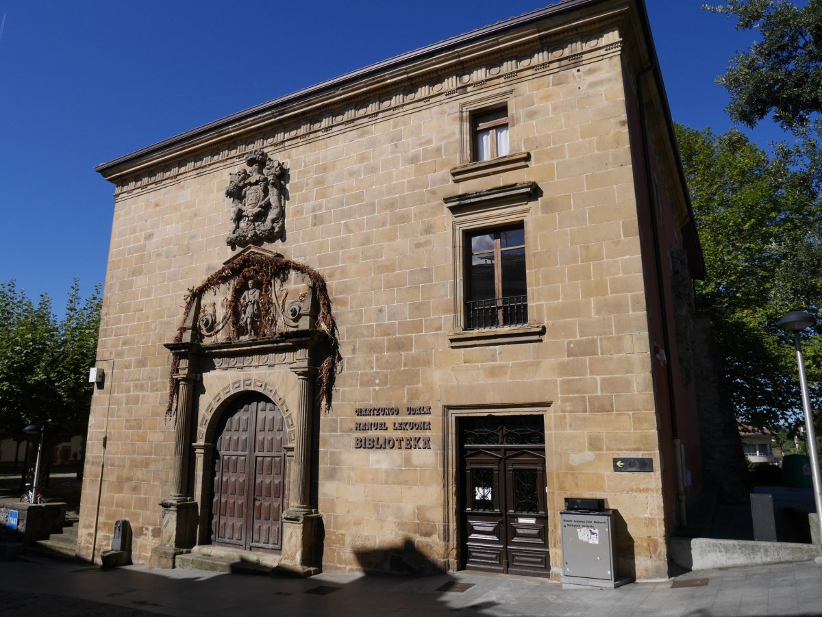 San Juan ermita, Elizalde