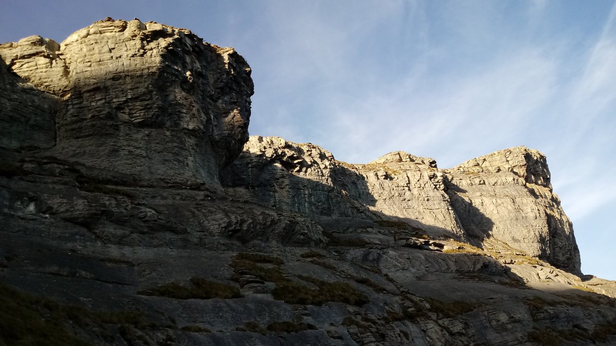 Ungino (1099m) Atatxatik behera