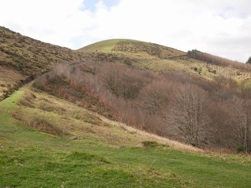 Larragorri, ipar-ekialdetik ikusita