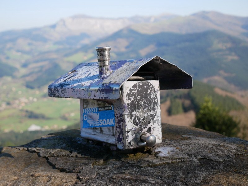 Arrolako txartelontzia