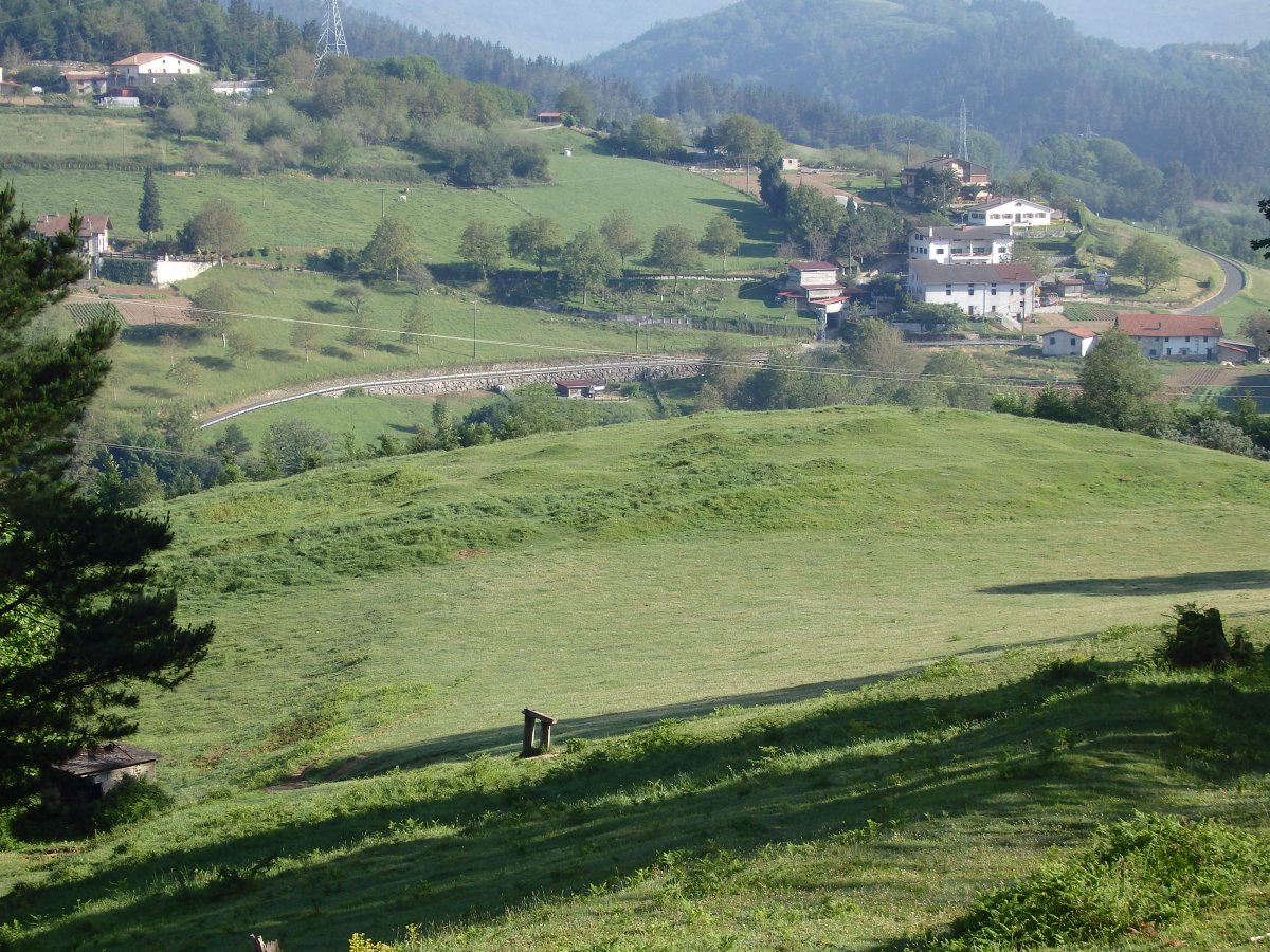 ALTZUSTABERRI campo tumular