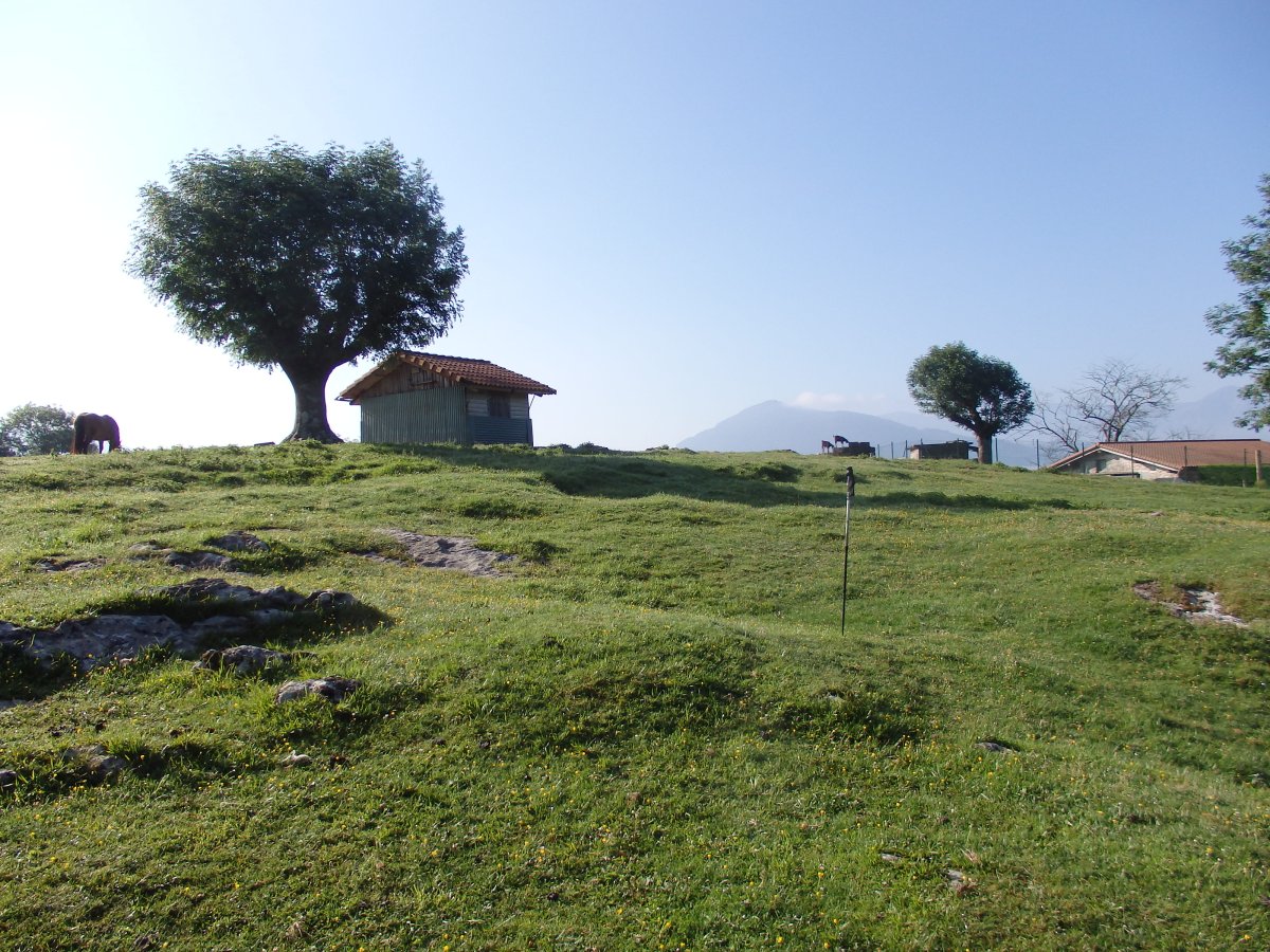 ALTZUSTABERRI III túmulo