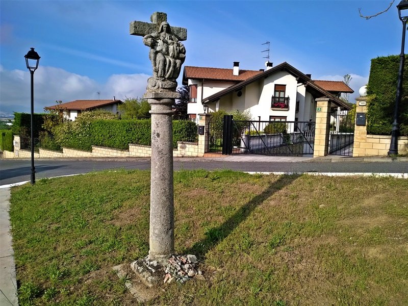 Gurutzea Etxabarri Ibiñan