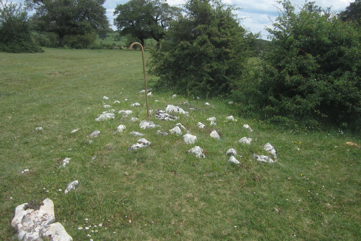 Túmulo Legaire Bidea (Junio 2020)