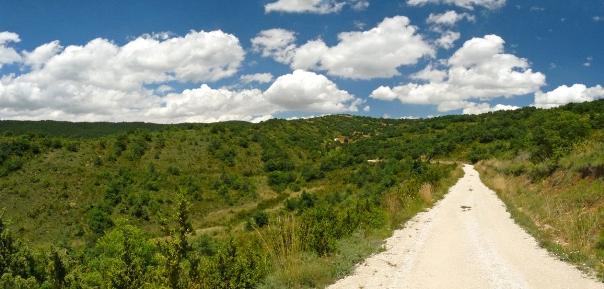 Borda Larga gaina Leotzko pistatik