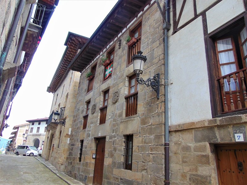 Kapitangoa Jauregia Leintz Gatzagan