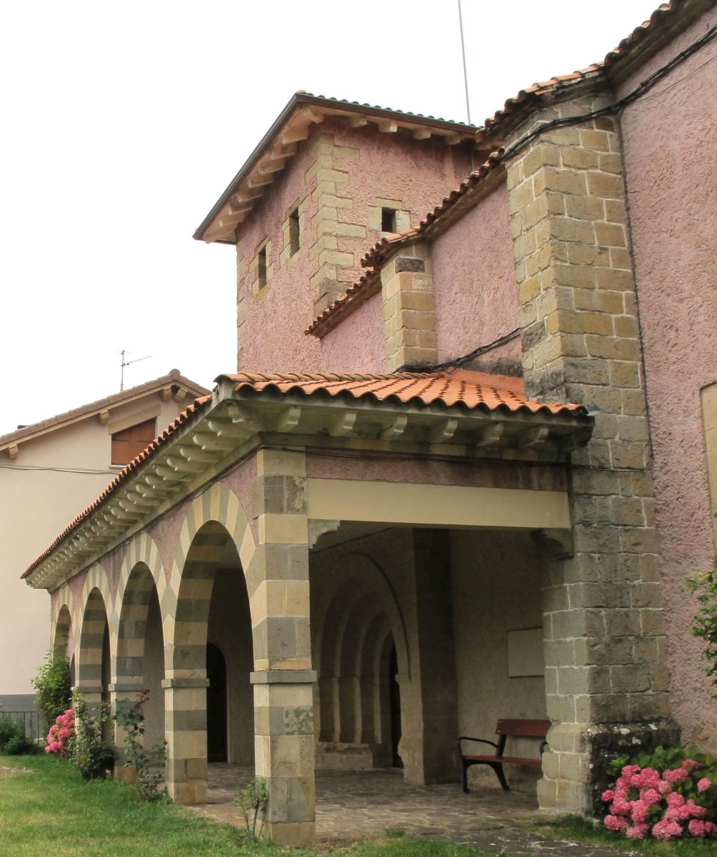 San Saturnino eliza, Lintzoain-Erroibar