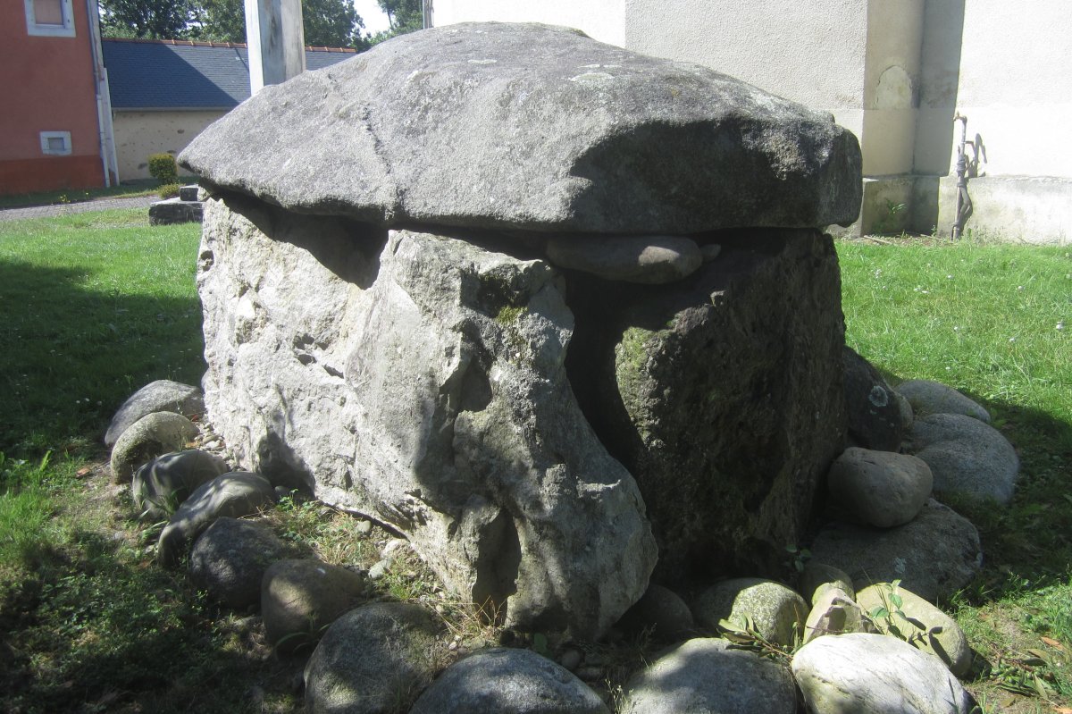 Dólmen Barzun (Julio 2020)