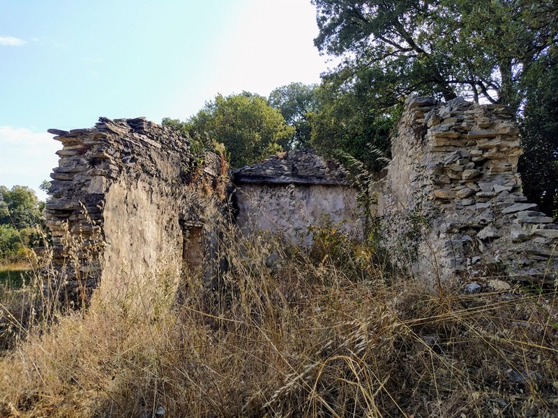 San Miguel Ermita Artaza de Forondan