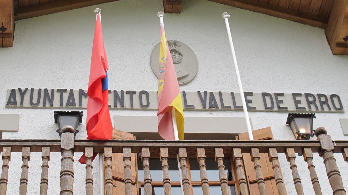 Erroibarko Udaletxea, Lintzoain-Erroibar