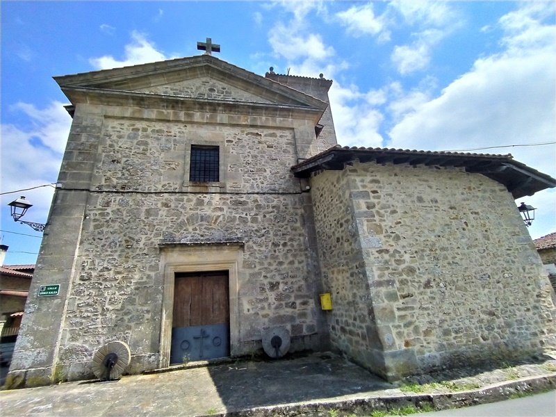 Santa Kruz Eliza Marietan