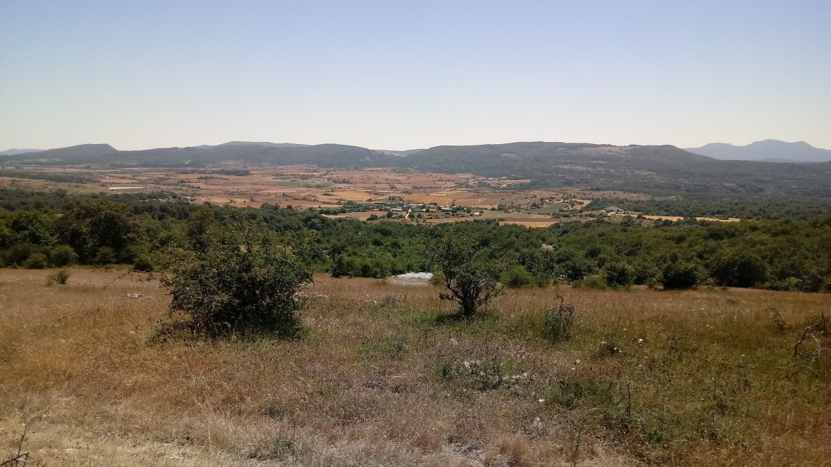 Soil (1108m) Erroeta alderako ikuspegia tontorretik