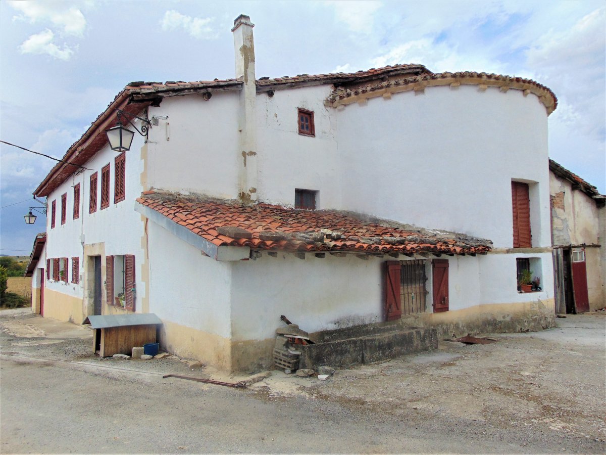 Ulako Andra Maria Baseliza