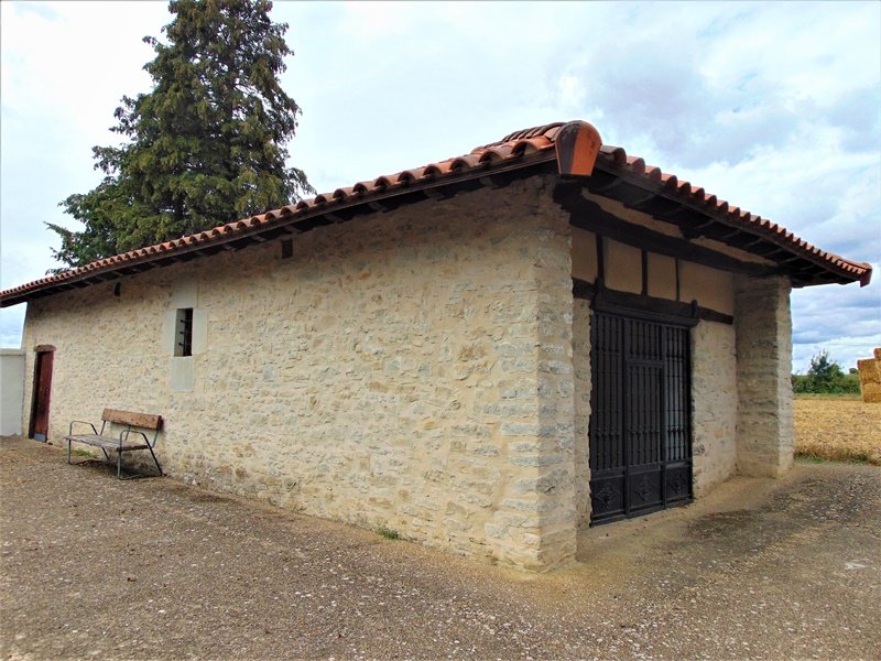 San Lorenzo Ermita Arbuluko Hilerrian