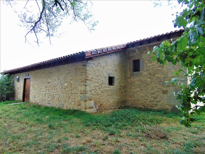 Aniako San Martin Ermita Anian