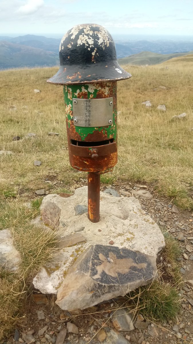 Astobizkar (1506m) postontzia