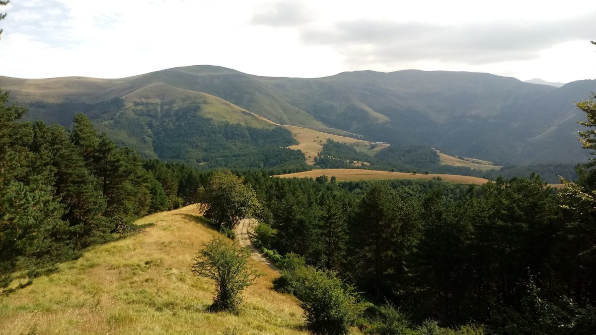 Gaztarri-Mulidoi (1732m) Gazteluzarra (1232m) aldetik