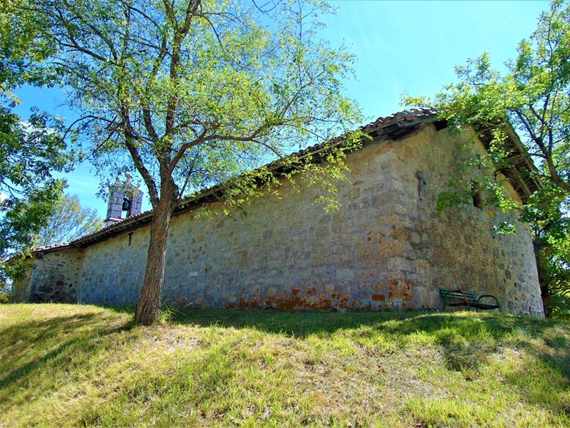 Elizmendiko Andra Maria Ermita