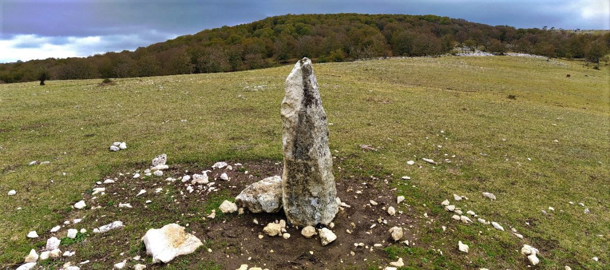 Atau 1 Oeste Menhirra