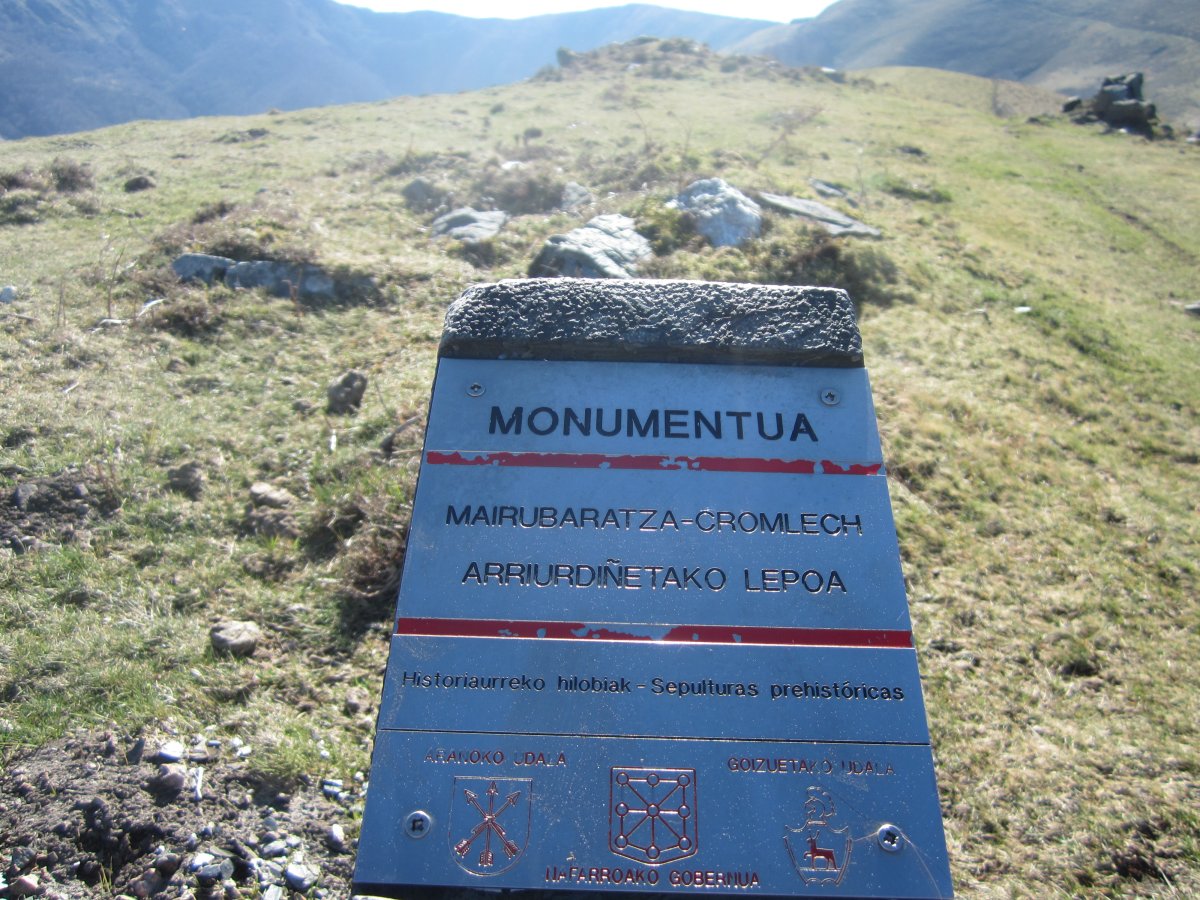 Cromlech Arriurdiñetako Lepoa  (Marzo 2014)