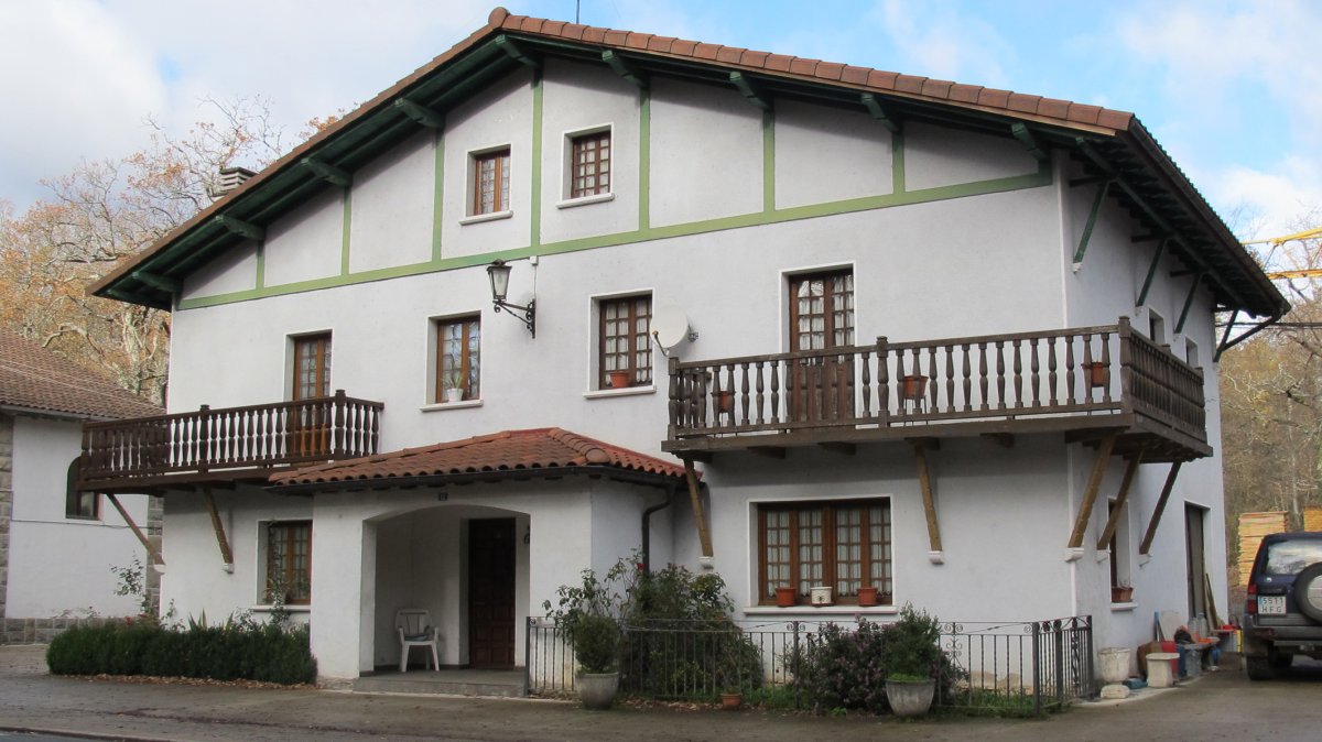 Oihantzabal etxea, Jauntsarats-Basaburua