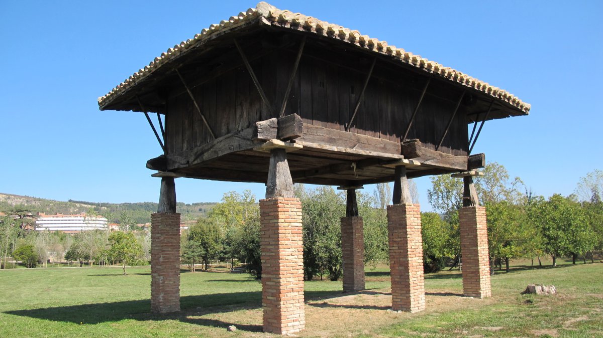 Arantzadi garaia, Iruñea