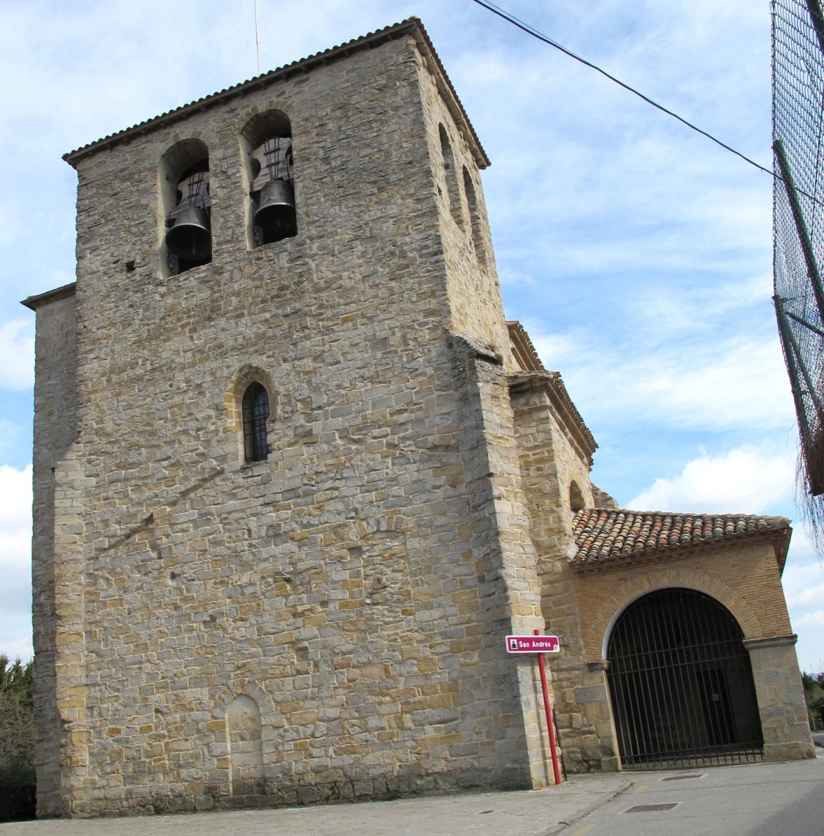 San Andres eliza, Zizur Nagusia
