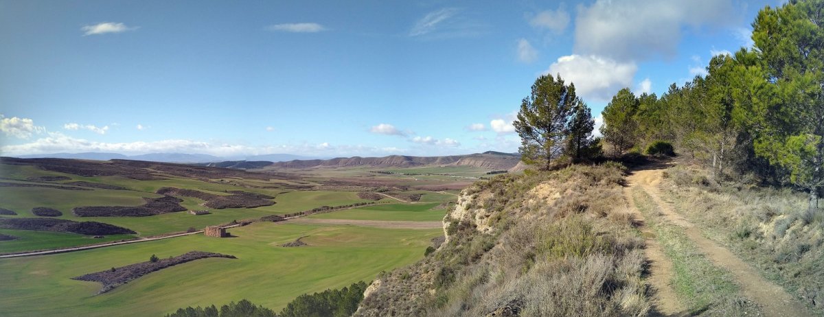 Bidea mendi gainaldean barrena