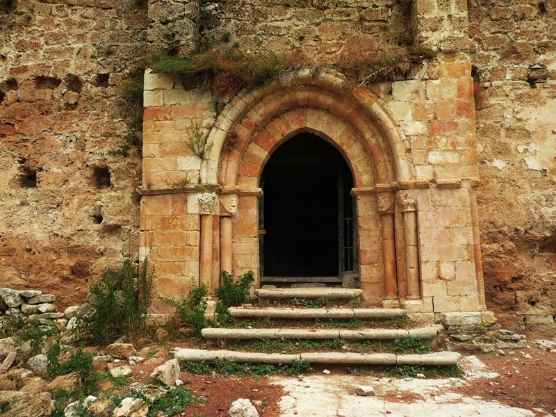 San Estaban Eliza Riberan