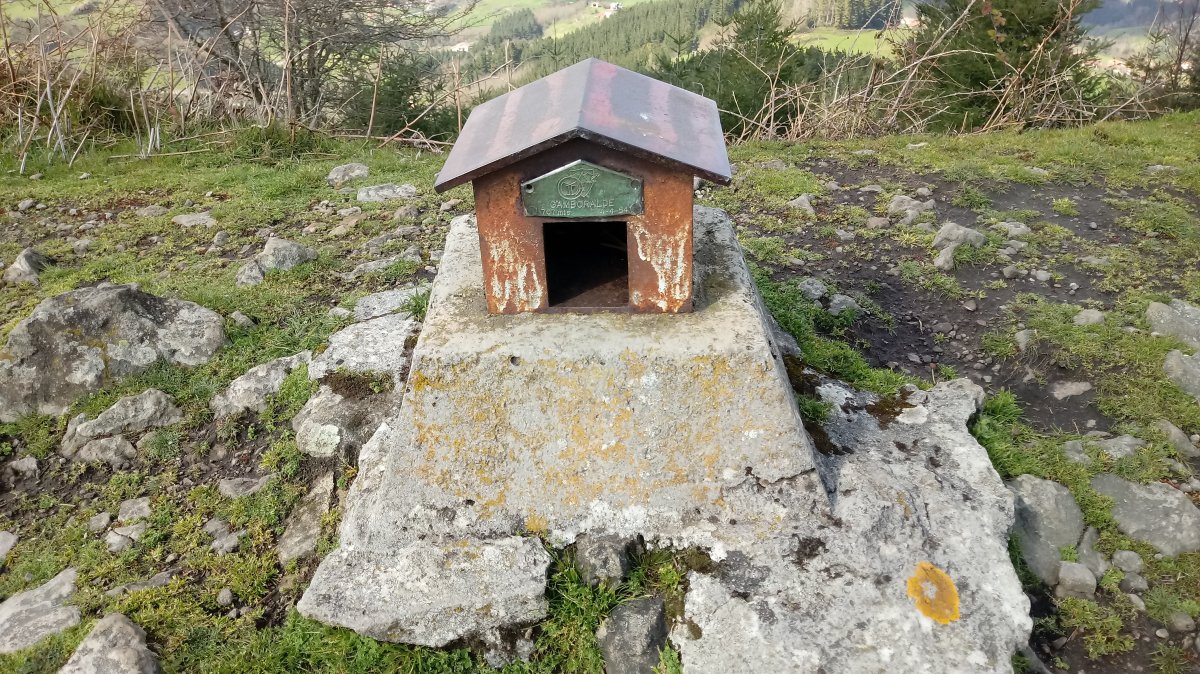 Ganboralde (707m) postontzia