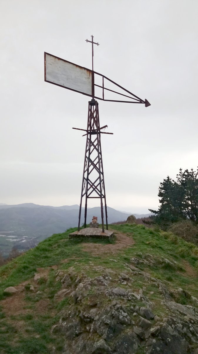 Intxorta (743m) tontorra