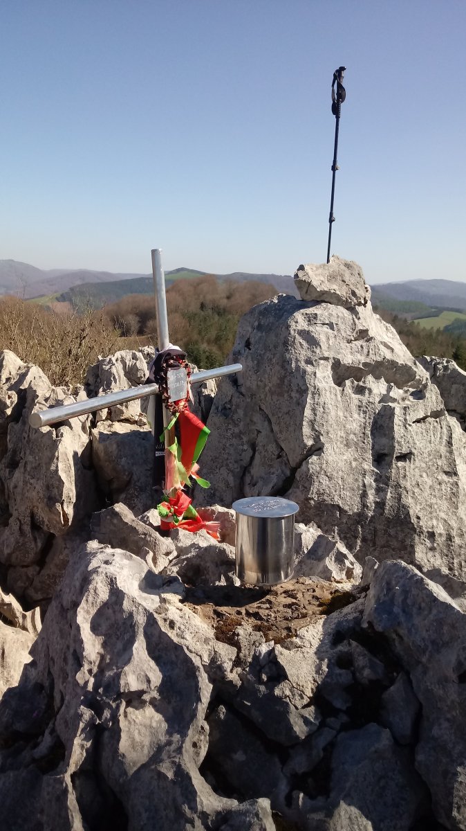 Gazteluaitz-Minatxuri (779m) tontorra