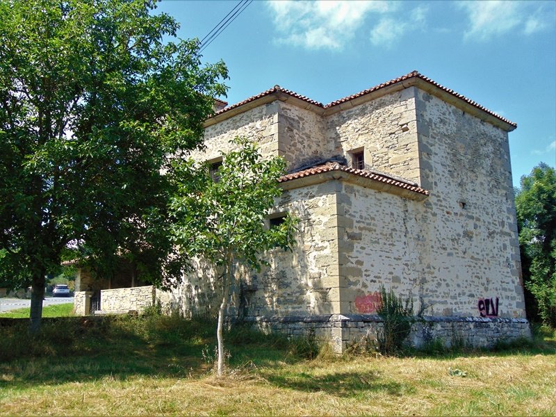 San Pedro Apostol Eliza Maroñon