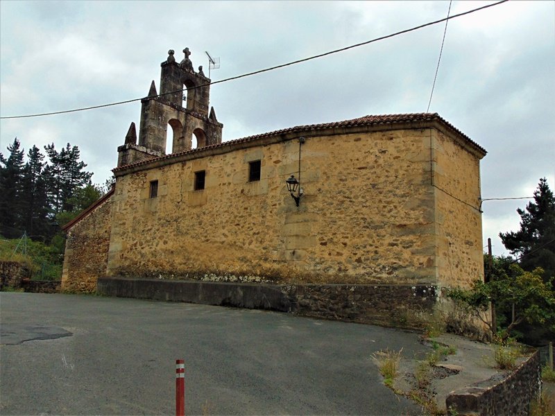 San Isidro Ermita Manzarbeiti Auzoan