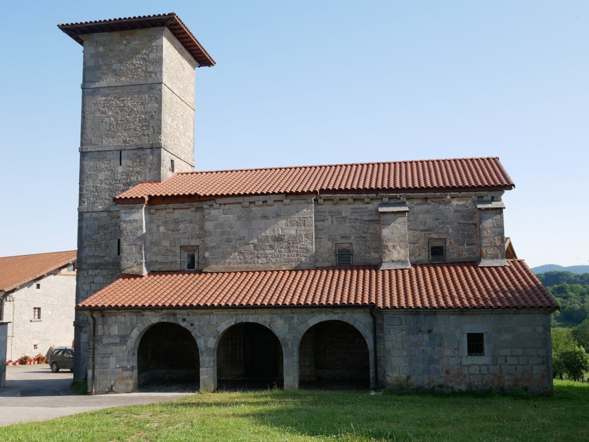 Eliza, teilatua berrituta