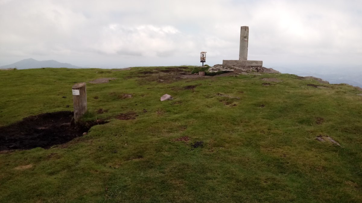 Iparla (1049m) tontorra