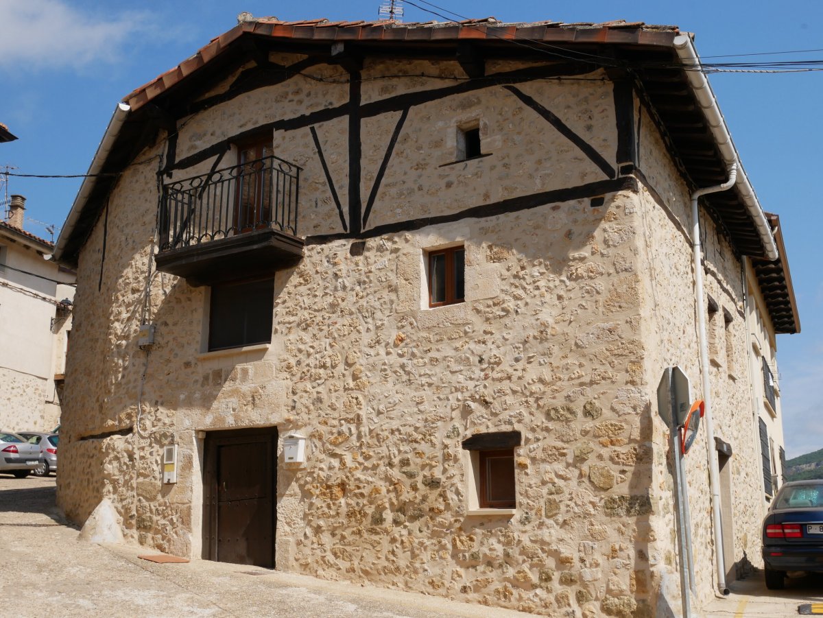 Elizaren atze aldeko etxea (7. zkia), Antoñana