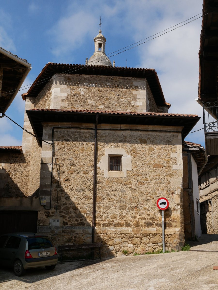 Elizaren atze aldea, Antoñana