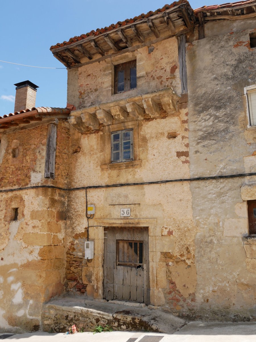 Goikara auzoko etxeak, Apilaiz