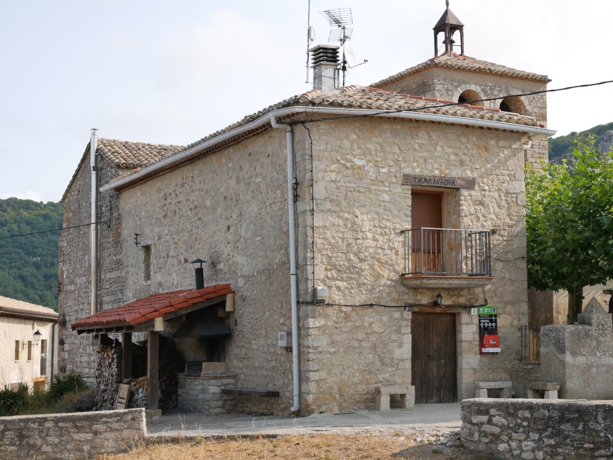 Etxea, Muniain Gesalatz