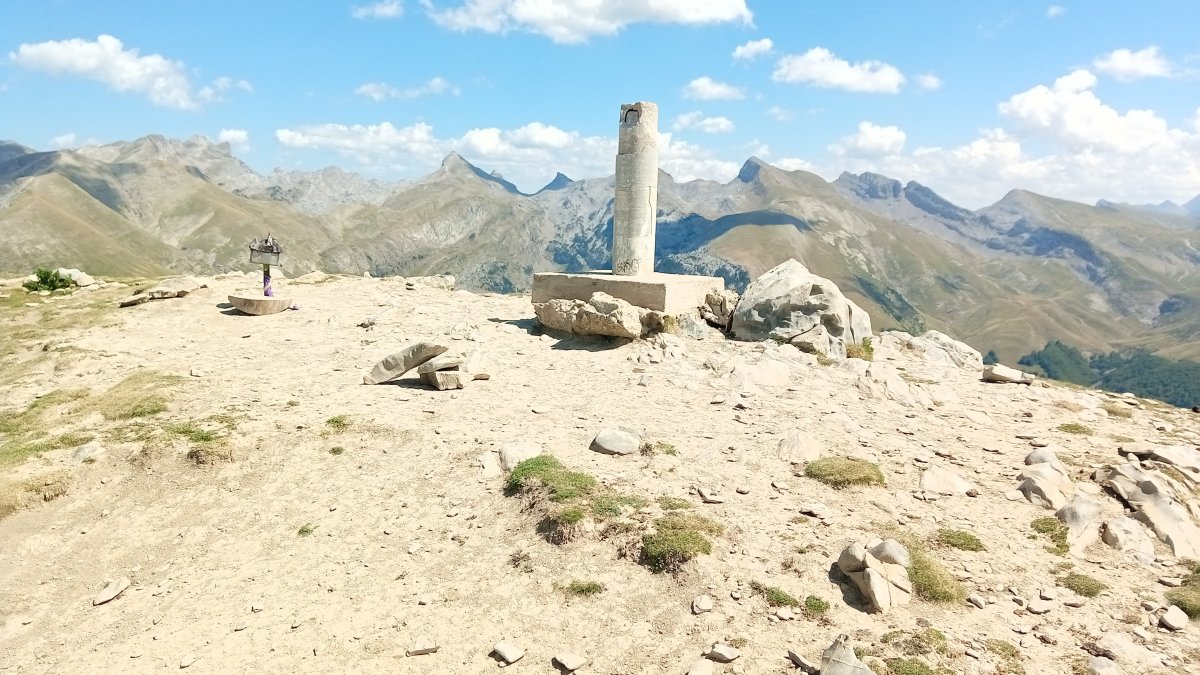 Txamatxoia (1941m) tontorra