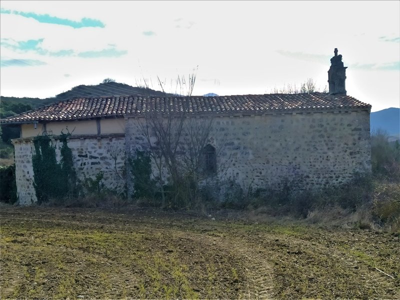 Larreko Andra Mari Ermita Antoñanan